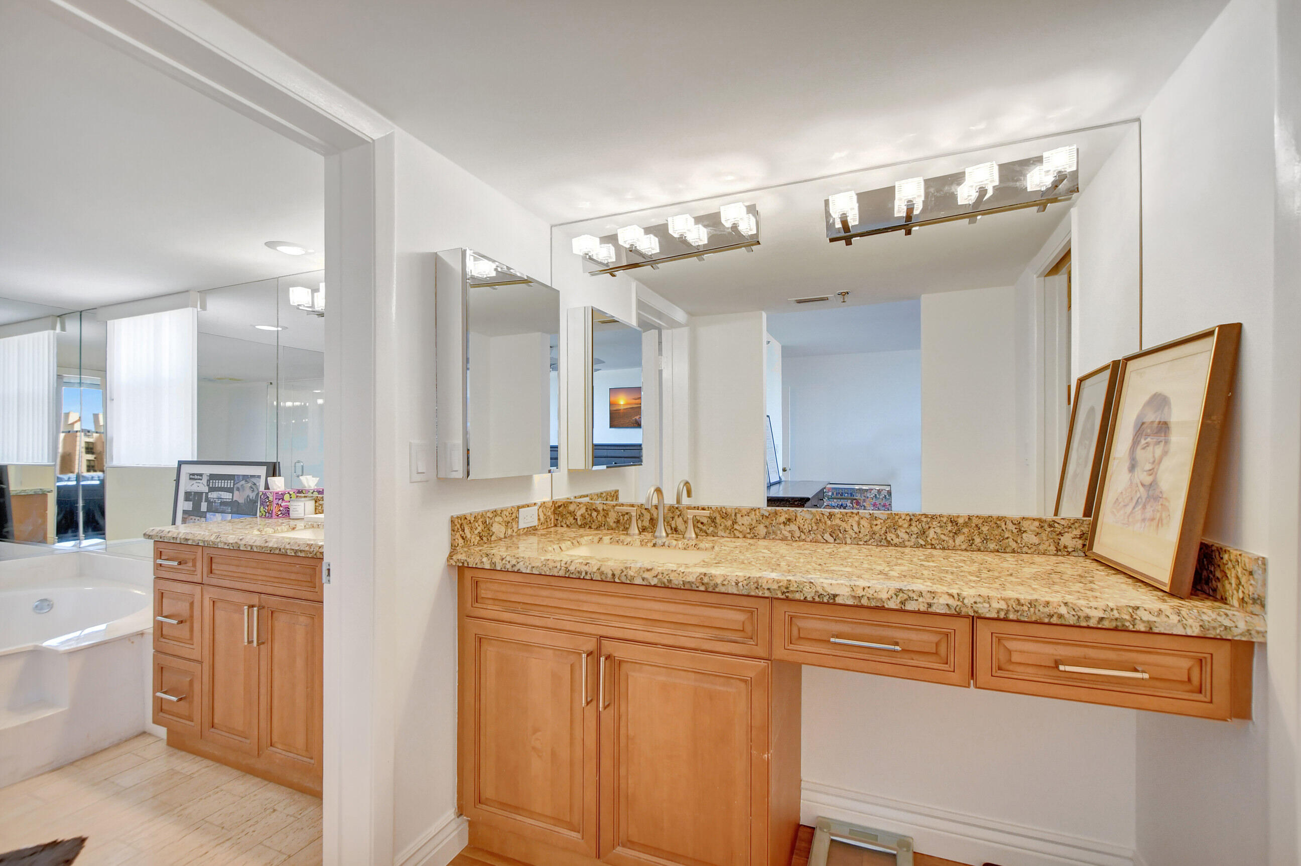 7209 Promenade Drive, Unit 801 Boca Raton, FL 33433 - Photo 24 of 53 master bathroom