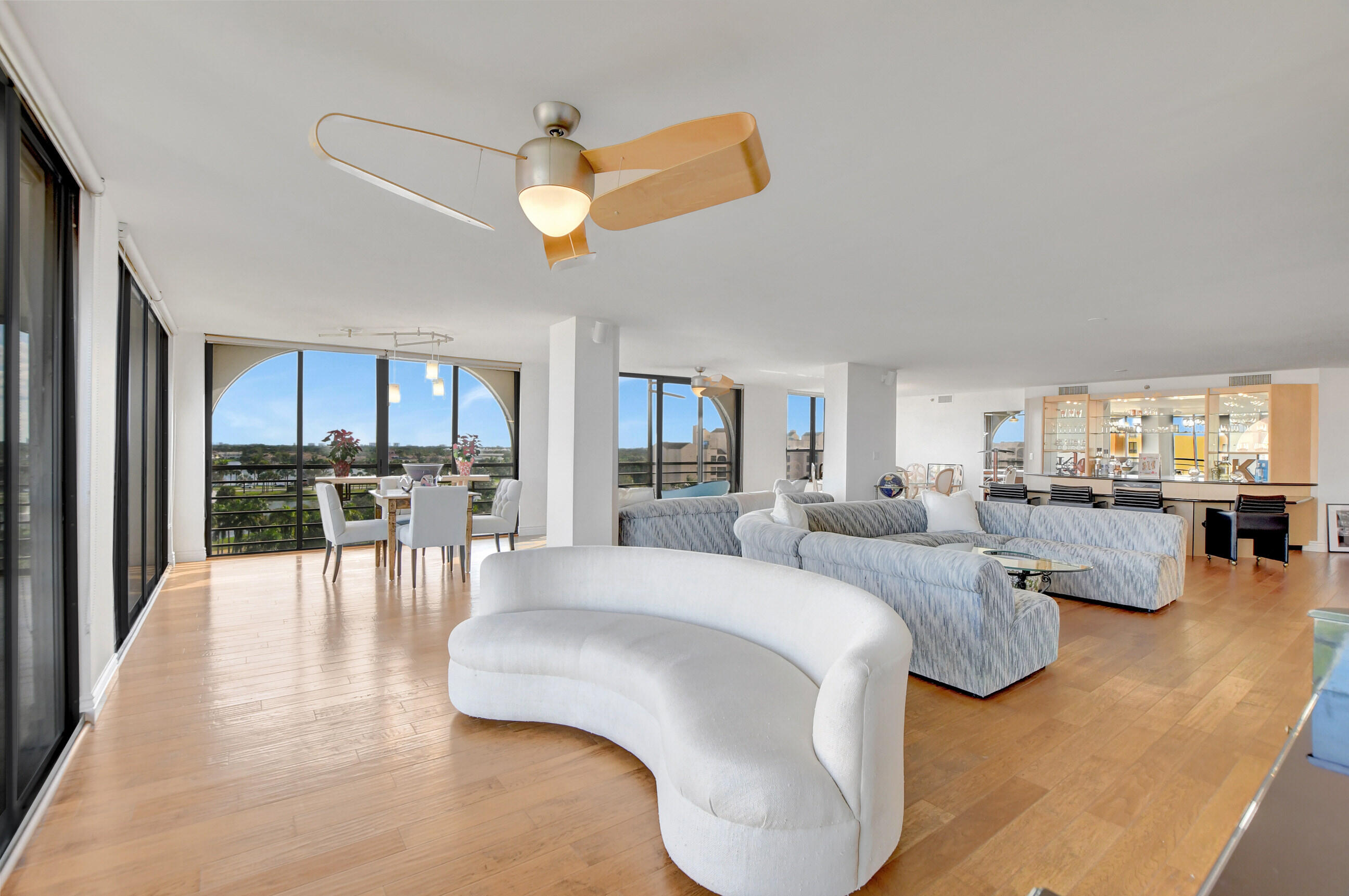 7209 Promenade Drive, Unit 801 Boca Raton, FL 33433 - Photo 4 of 53 living room