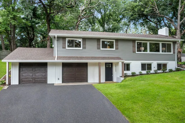 $599,900 | 14300 Orchard Road, Minnetonka, MN 55345