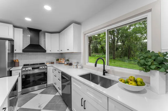 $599,900 | 14300 Orchard Road, Minnetonka, MN 55345