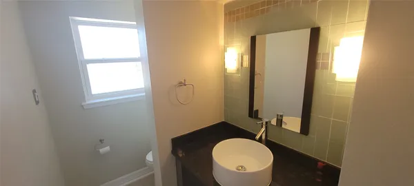 $2,900 | 11302 Meadow Lake Drive, Houston, TX 77077
