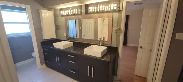 $2,900 | 11302 Meadow Lake Drive, Houston, TX 77077