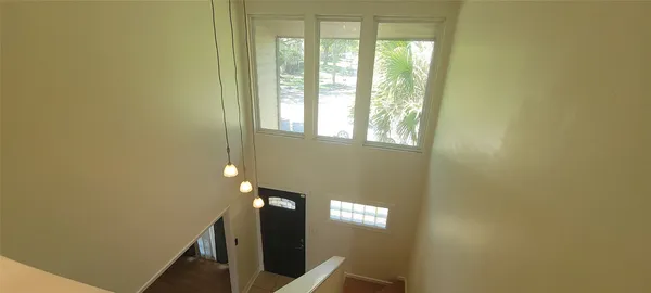 $2,900 | 11302 Meadow Lake Drive, Houston, TX 77077