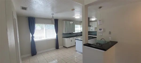 $2,900 | 11302 Meadow Lake Drive, Houston, TX 77077