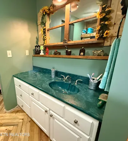 $221,500 | 586 Rugby Highway, Robbins, TN 37852