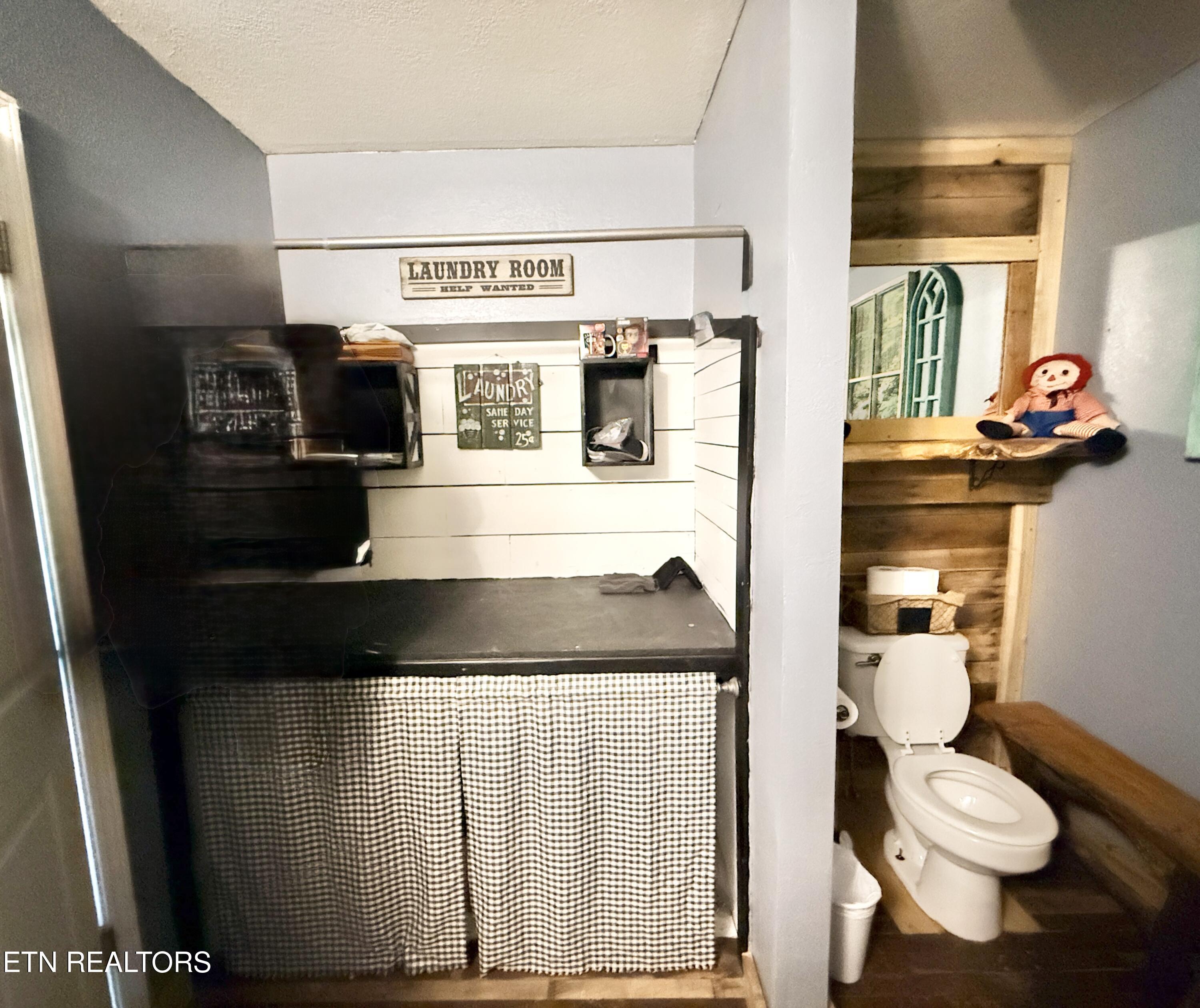 586 Rugby Highway Robbins, TN 37852 - Photo 23 of 59 IMG_5768