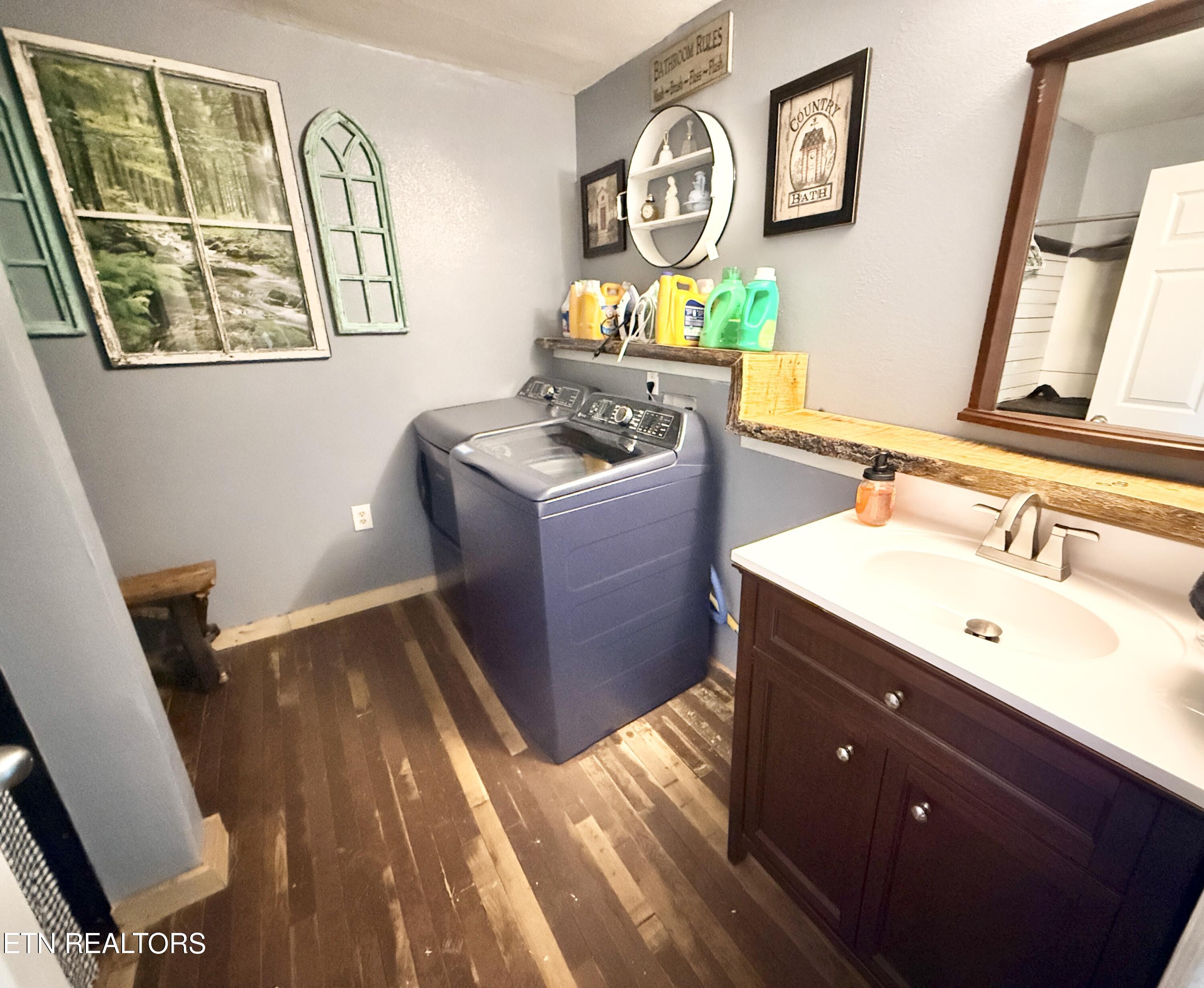 586 Rugby Highway Robbins, TN 37852 - Photo 25 of 59 IMG_5772