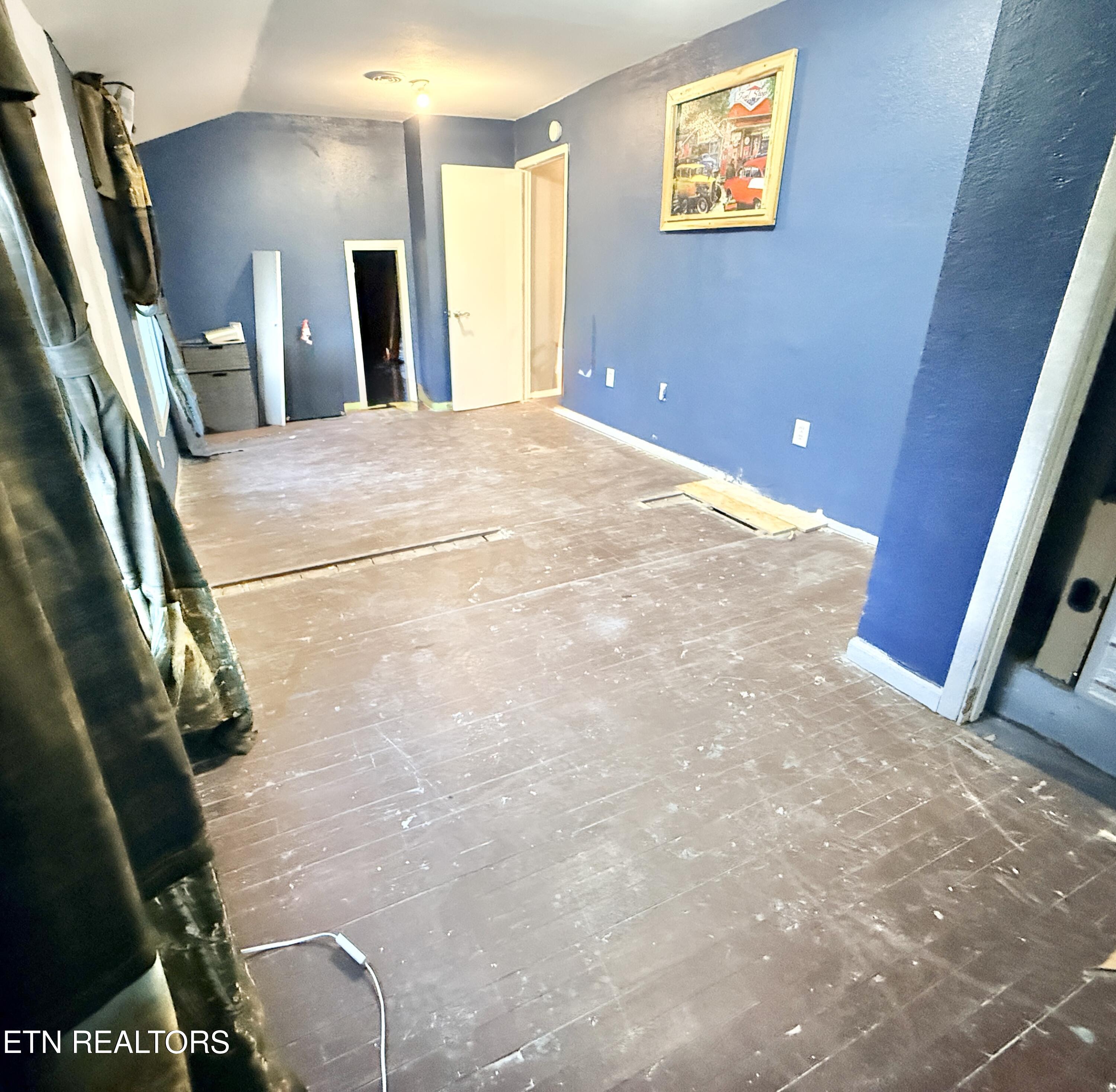 586 Rugby Highway Robbins, TN 37852 - Photo 32 of 59 IMG_5758