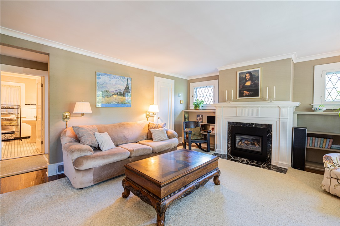 215 Edgerton Street Rochester, NY 14607 - Photo 8 of 40
