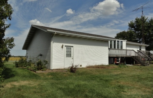 417 West Wood Road Rensselaer, IN 47978 - Photo 23 of 26