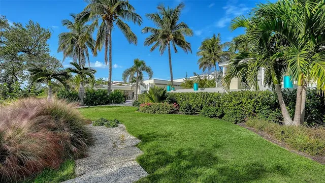 a car parked in front of a store