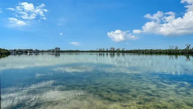 $5,495,000 | 340 Morningside Drive, Sarasota, FL 34236