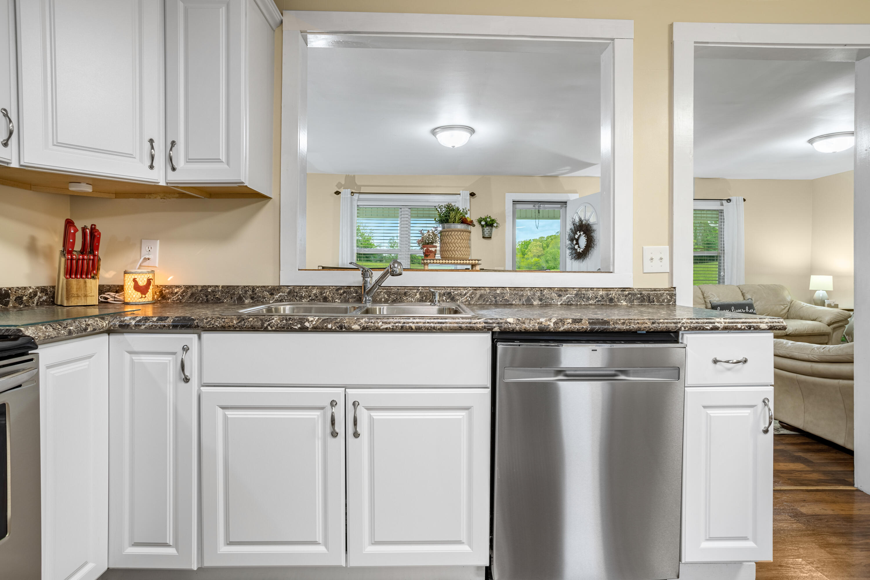 14573 Chip Ridge Road Abingdon, VA 24210 - Photo 18 of 33 177A5670-HDR_1