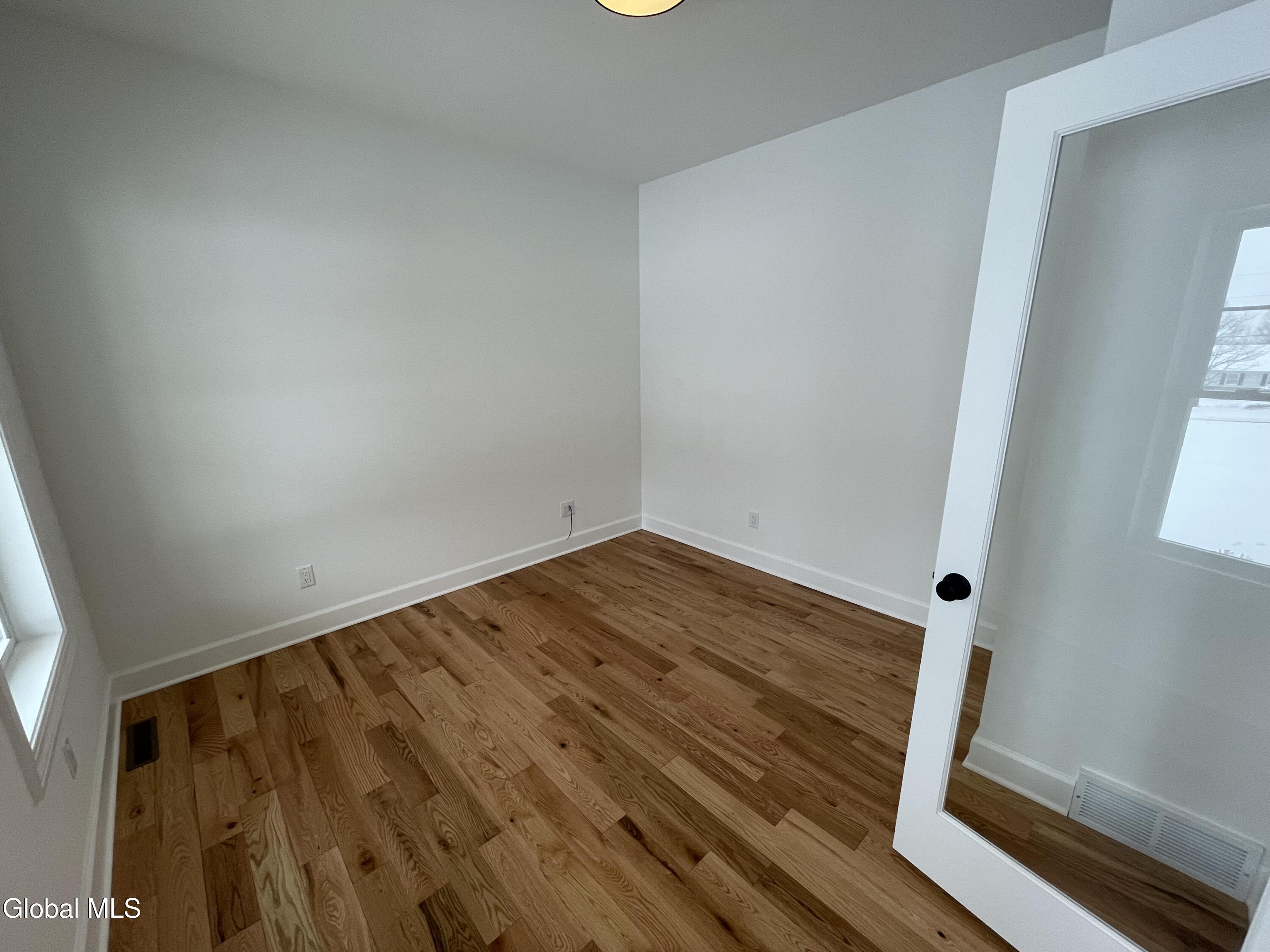 23 Gronczniak Road Stillwater, NY 12170 - Photo 5 of 29 IMG_0308