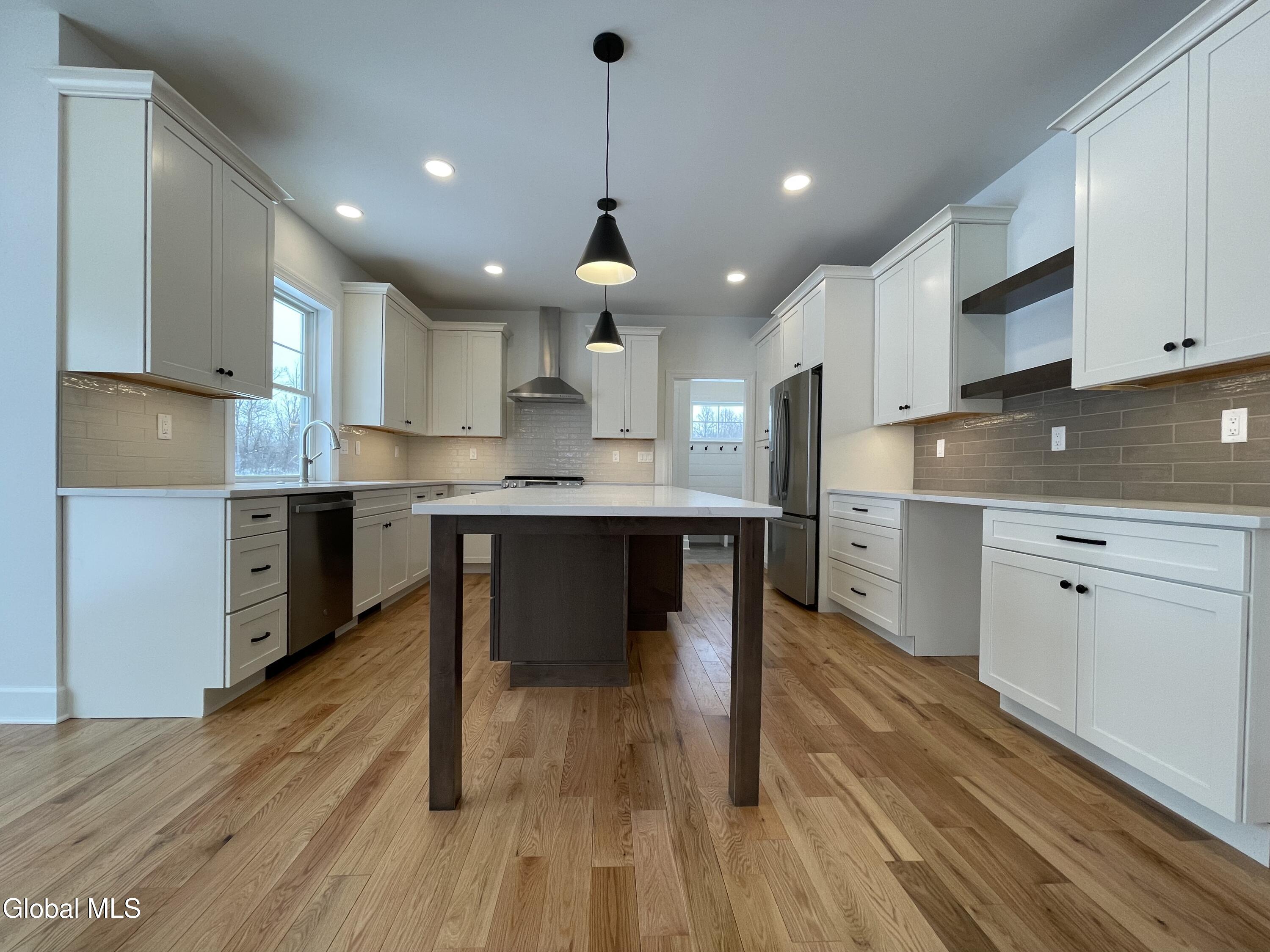 23 Gronczniak Road Stillwater, NY 12170 - Photo 8 of 29 IMG_0322