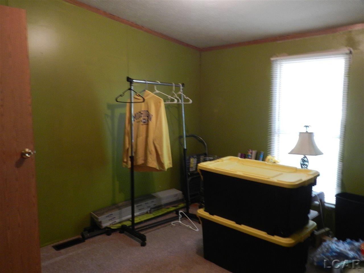 12253 Medina Road Hudson, MI 49247 - Photo 14 of 25 50021540-13.JPG