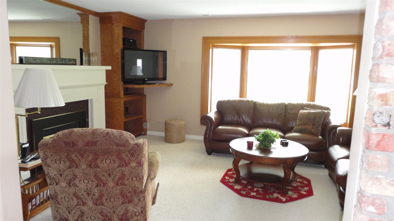 4856 Reed Road Fort Wayne, IN 46835 - Photo 6 of 31 Gallery Image 6