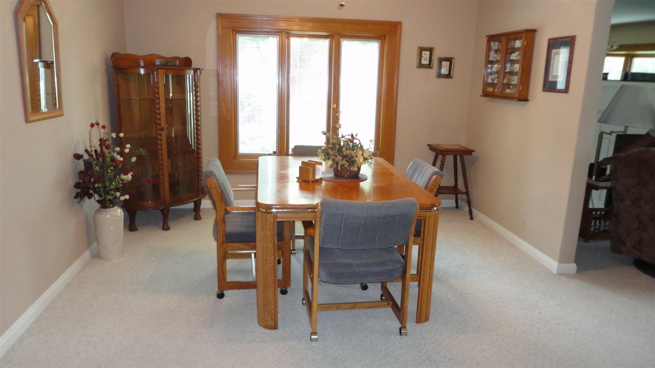 4856 Reed Road Fort Wayne, IN 46835 - Photo 10 of 31 Gallery Image 10