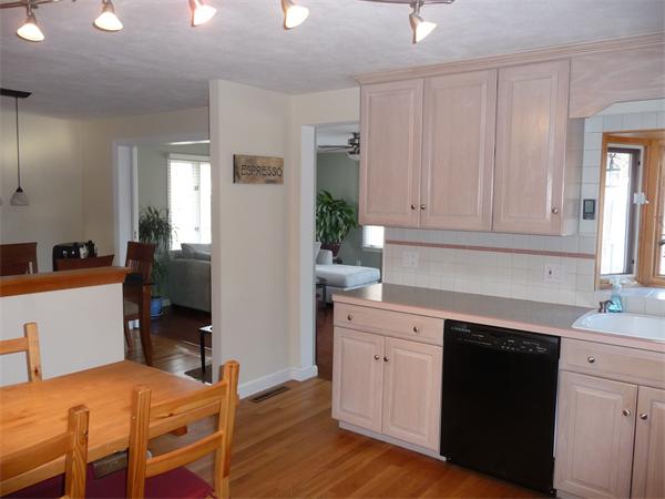 11 Arcadia Road Norwood, MA 02062 - Photo 6 of 24 Gallery Image 6