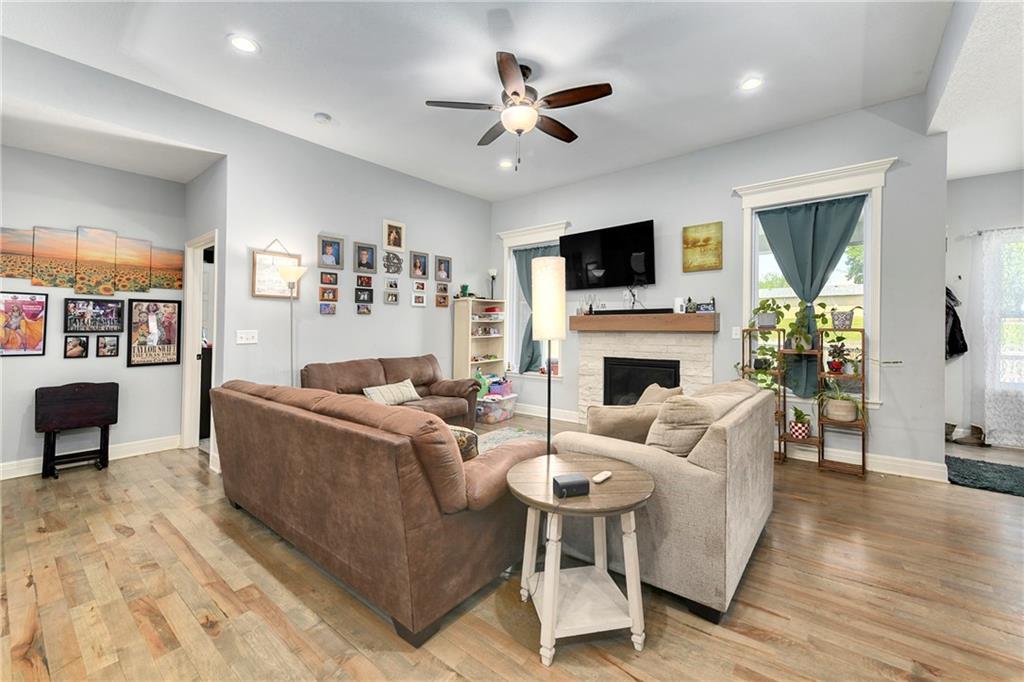 804 Merion Street Lansing, KS 66043 - Photo 8 of 56