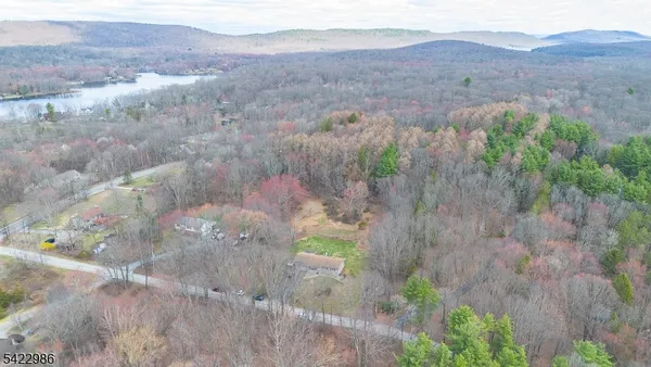 $425,000 | 41 Kent Road, Newton, NJ 07860