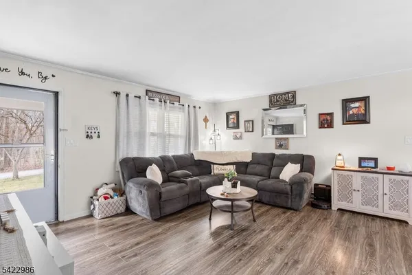 $425,000 | 41 Kent Road, Newton, NJ 07860