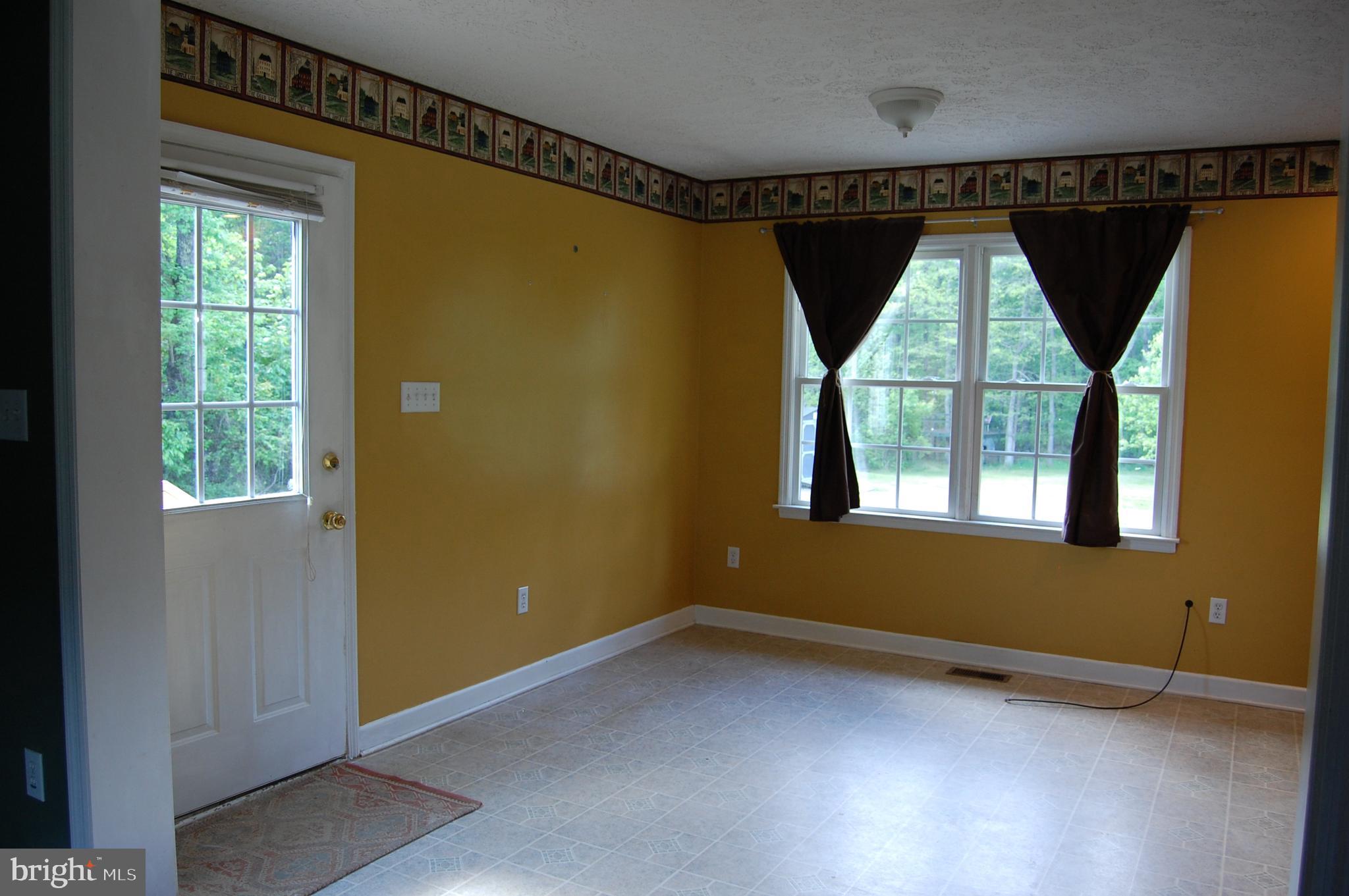 601 Bumpass Road Bumpass, VA 23024 - Photo 12 of 44