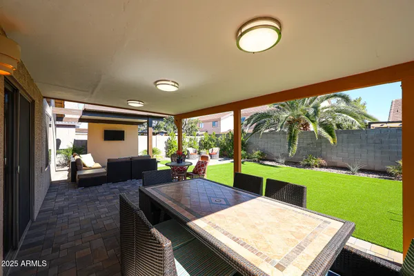 a view of a livingroom with furniture