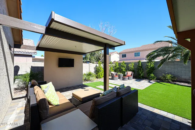 a view of an outdoor sitting space