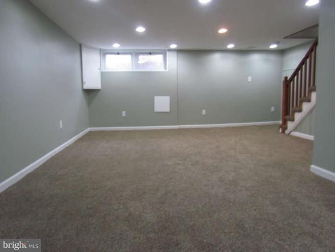 2030 Swansea Road Baltimore, MD 21239 - Photo 11 of 20 Family Room