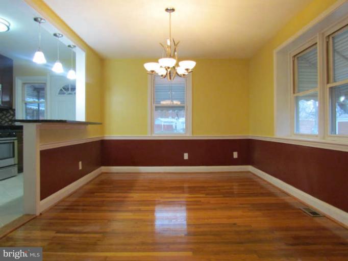 2030 Swansea Road Baltimore, MD 21239 - Photo 5 of 20 Dining Room
