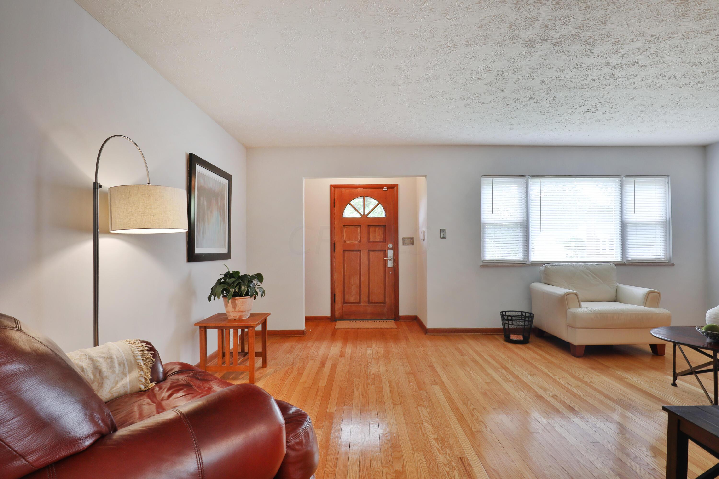 2869 Dover Road Columbus, OH 43209 - Photo 3 of 44 Gallery Image 3