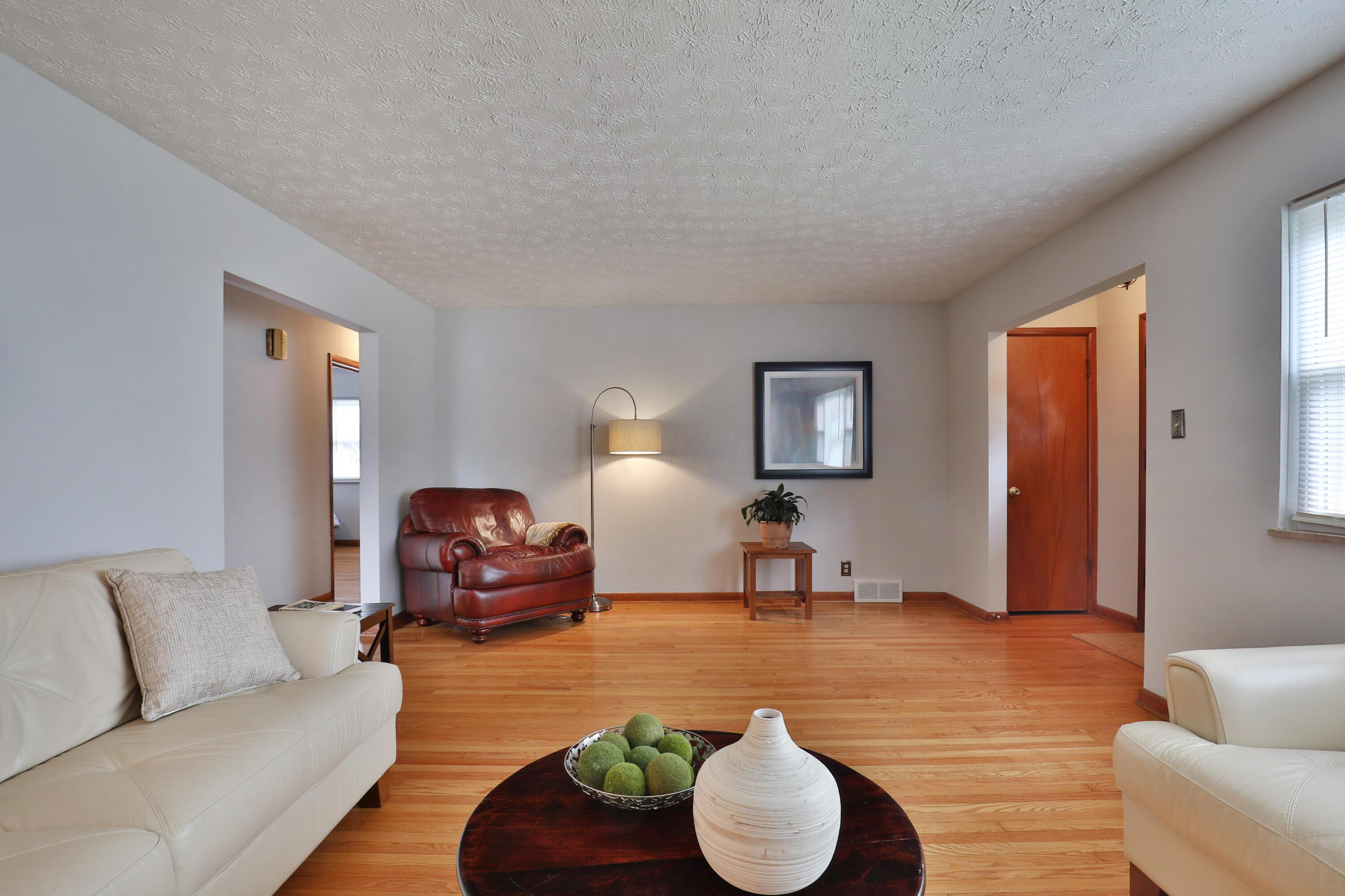 2869 Dover Road Columbus, OH 43209 - Photo 6 of 44 Gallery Image 6