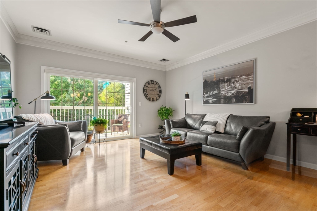 75 Augustus Court, Unit 1011 Reading, MA 01867 - Photo 11 of 18 Gallery Image 11