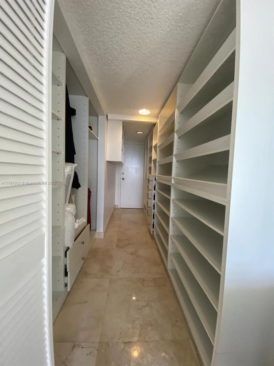 11111 Biscayne Boulevard, Unit 8F Miami, FL 33181 - Photo 13 of 18