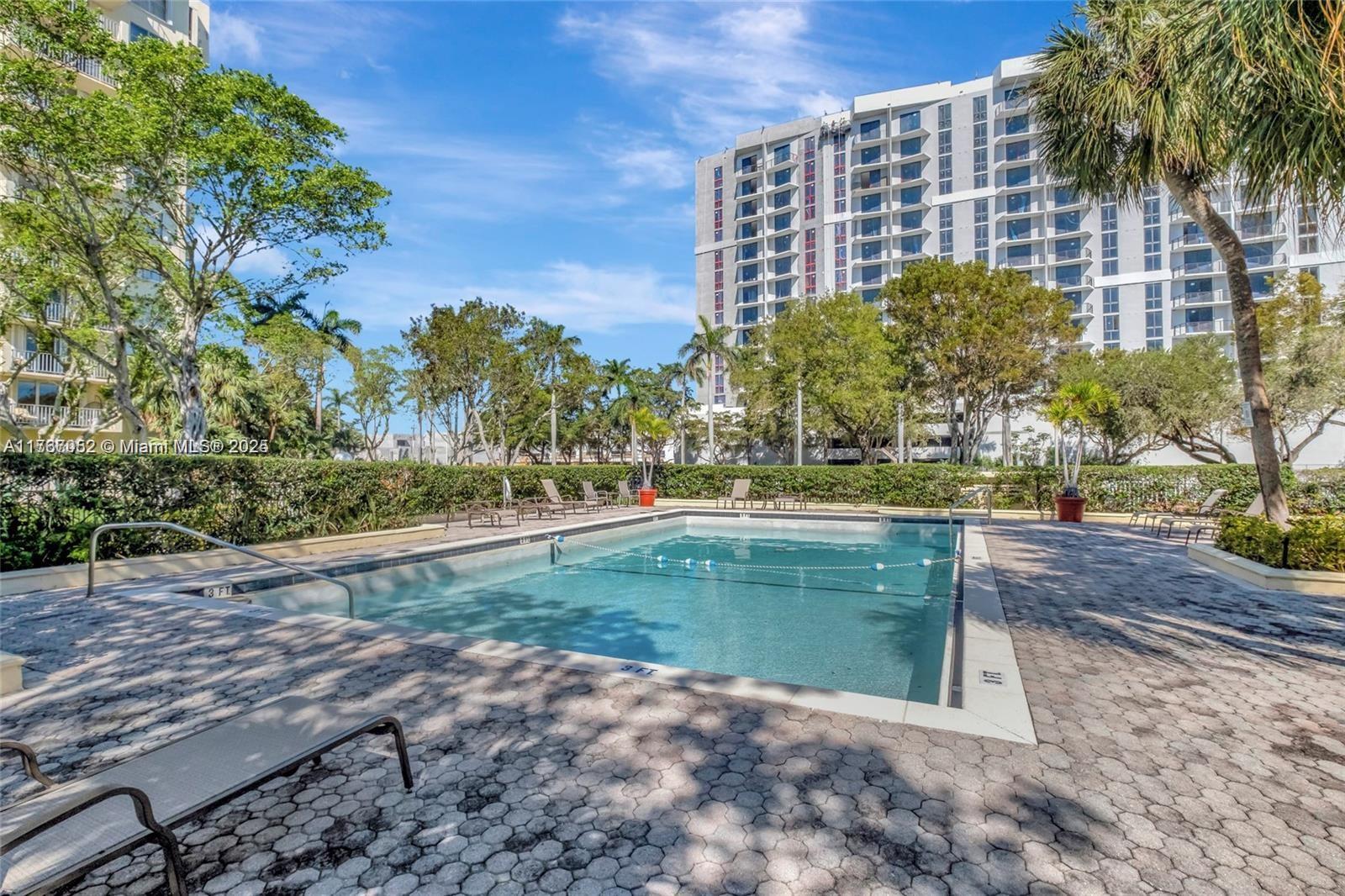 11111 Biscayne Boulevard, Unit 8F Miami, FL 33181 - Photo 2 of 18