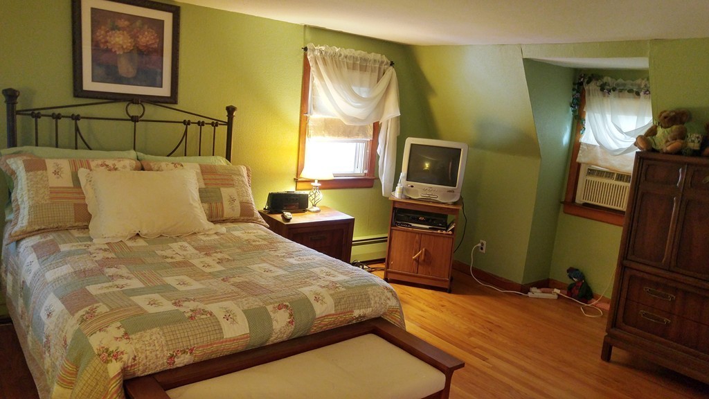181 West Allen Ridge Road Springfield, MA 01118 - Photo 11 of 20