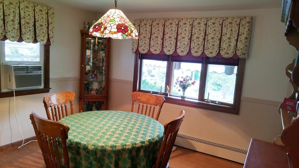 181 West Allen Ridge Road Springfield, MA 01118 - Photo 4 of 20