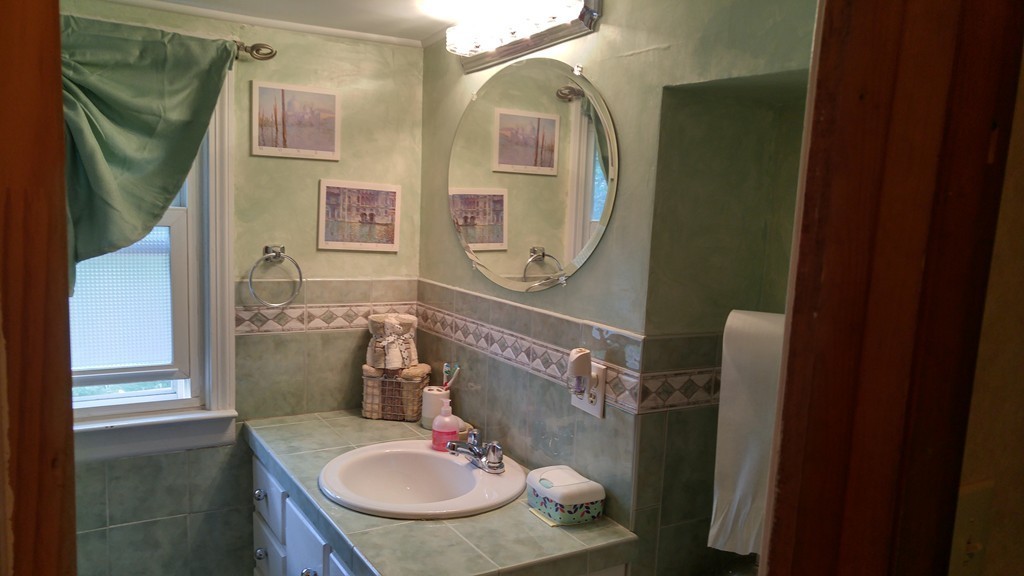 181 West Allen Ridge Road Springfield, MA 01118 - Photo 10 of 20
