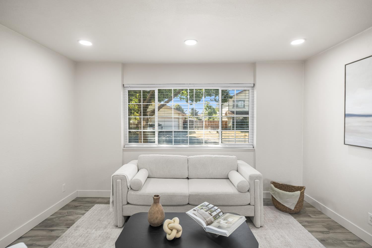 7413 Skander Way Sacramento, CA 95828 - Photo 25 of 70