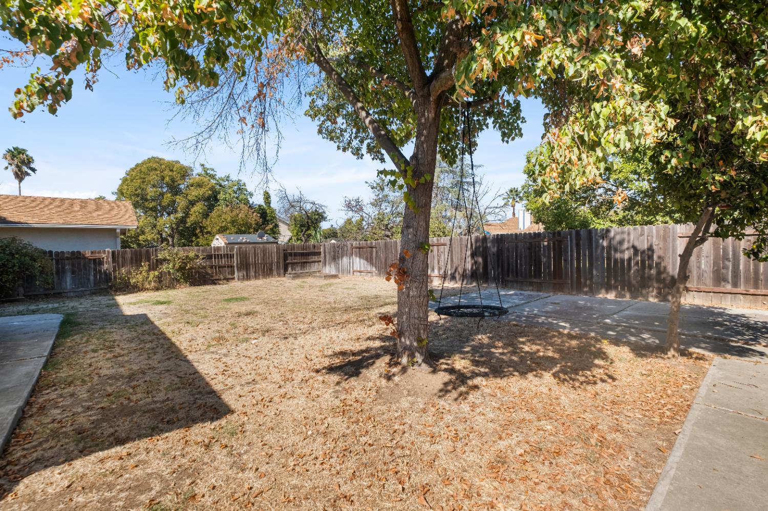 7413 Skander Way Sacramento, CA 95828 - Photo 55 of 70