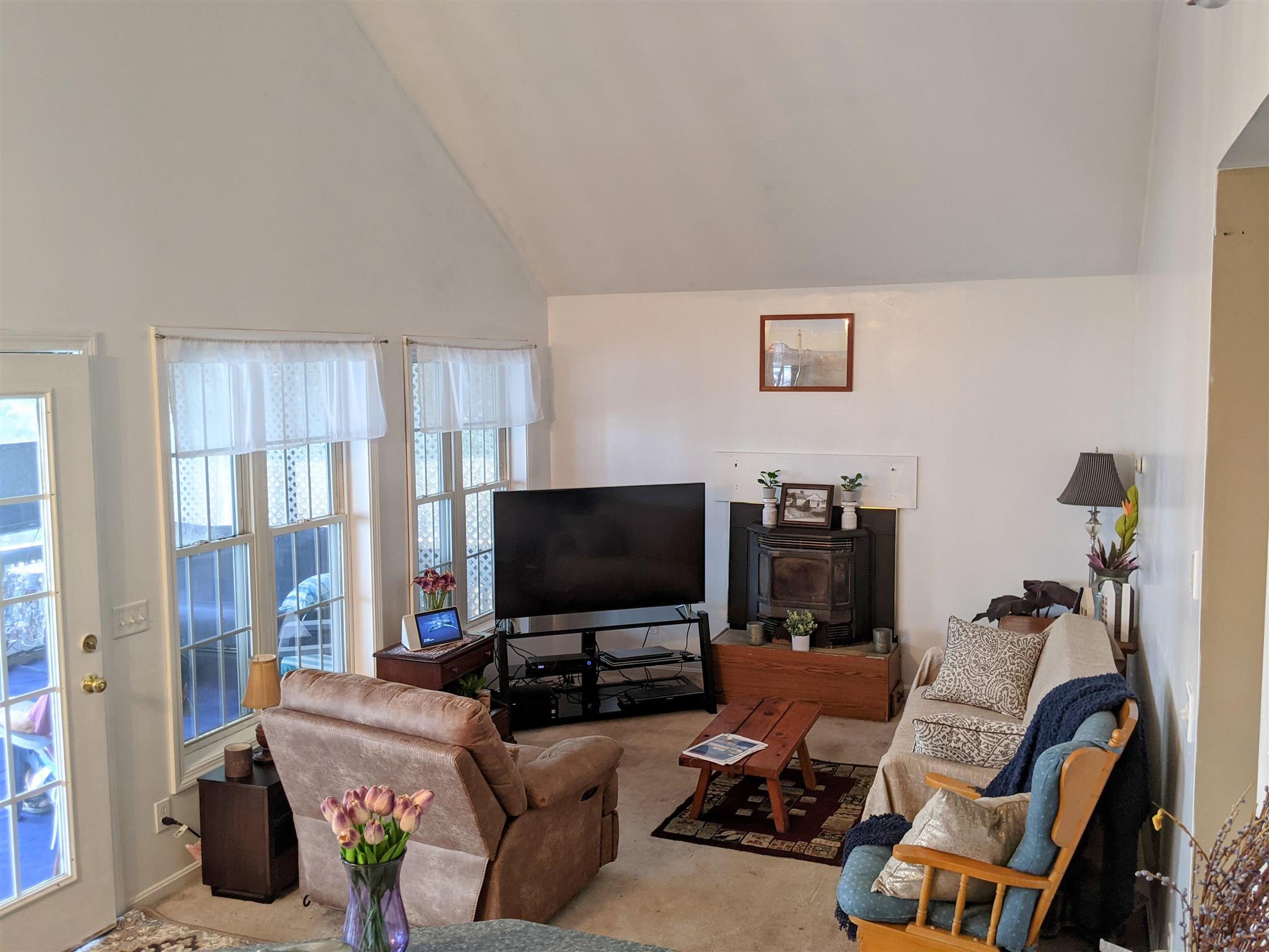 192 Hathaway Point Road St. Albans Town, VT 05488 - Photo 16 of 35