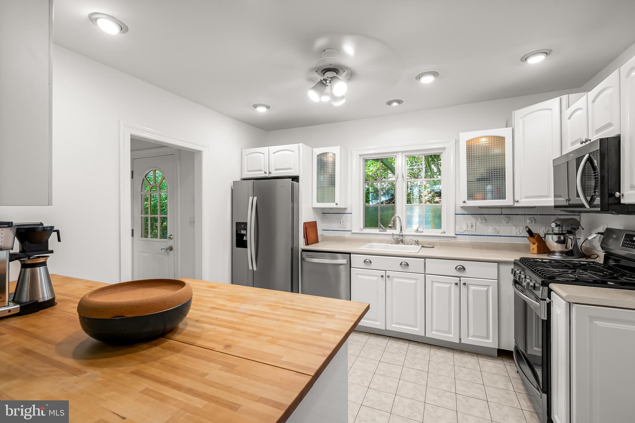 2217 Arden Road Baltimore, MD 21209 - Photo 14 of 44 Gallery Image 14