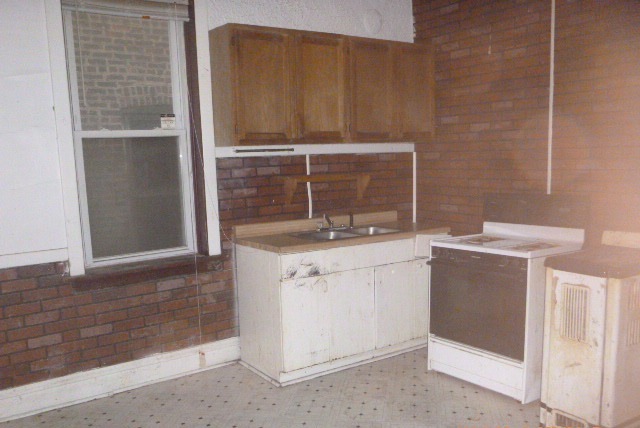 4116 West Cermak Road Chicago, IL 60623 - Photo 6 of 14