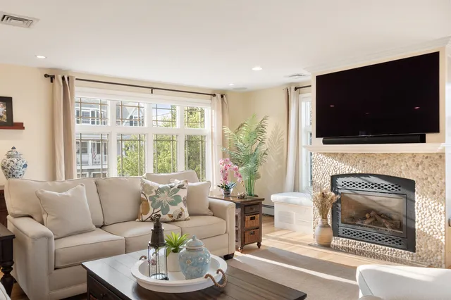 $1,749,900 | 30 Ancient Highway, Hampton, NH 03842