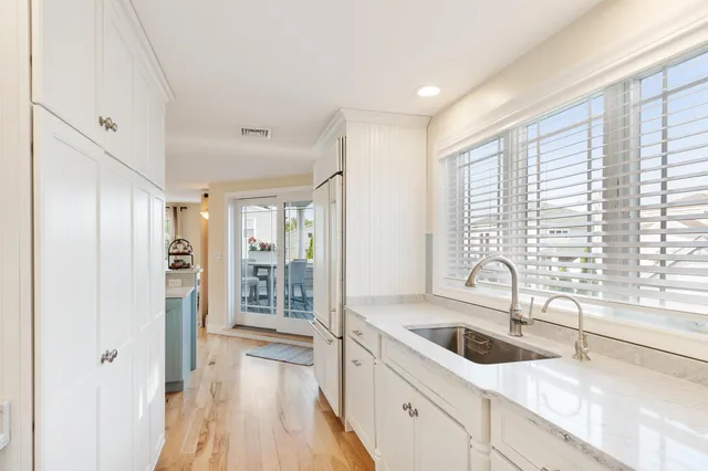 $1,749,900 | 30 Ancient Highway, Hampton, NH 03842