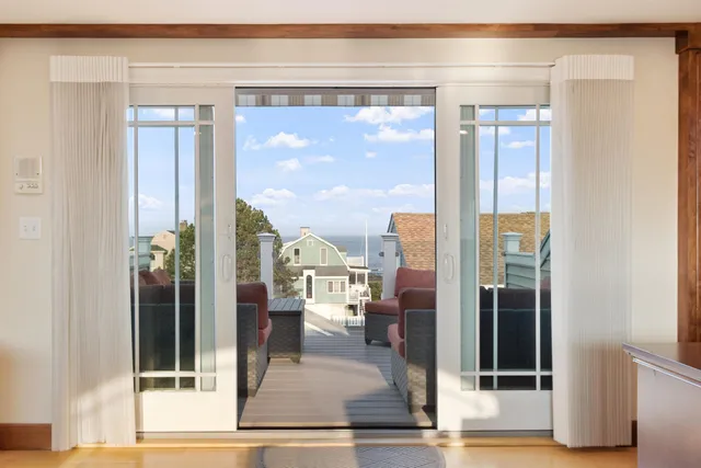 $1,749,900 | 30 Ancient Highway, Hampton, NH 03842