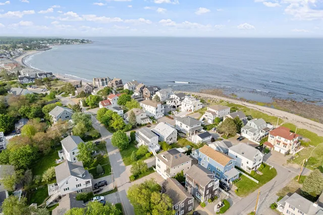 $1,749,900 | 30 Ancient Highway, Hampton, NH 03842