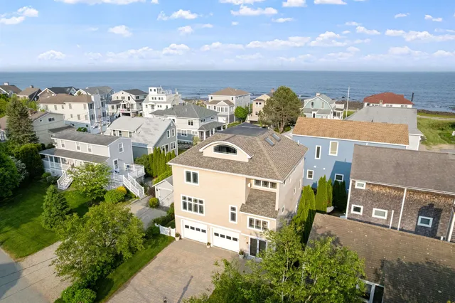 $1,749,900 | 30 Ancient Highway, Hampton, NH 03842