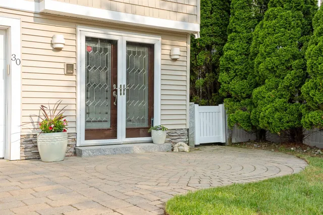 $1,749,900 | 30 Ancient Highway, Hampton, NH 03842